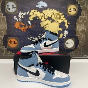 Air Jordan 1 Retro High White University Blue Black 🔵